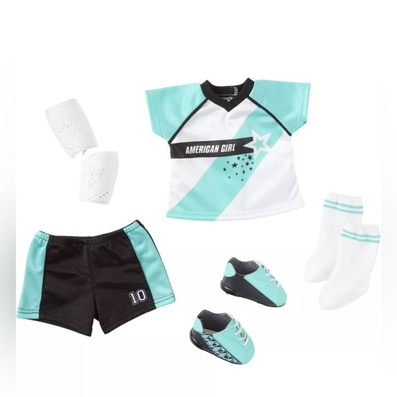 American Girl Truly Me Doll School Day to Soccer Play brunette / brown eyes !… - Picture 3 of 6